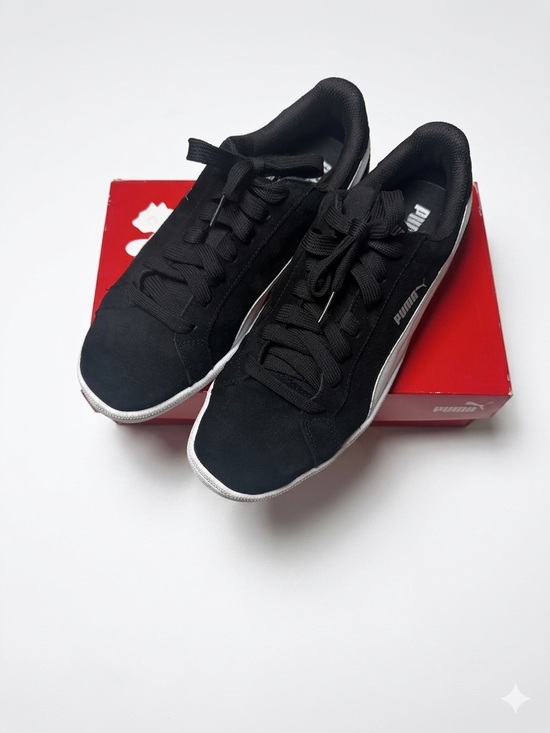 Puma Other - Puma Suede Classic XXI - Black / White Size 9